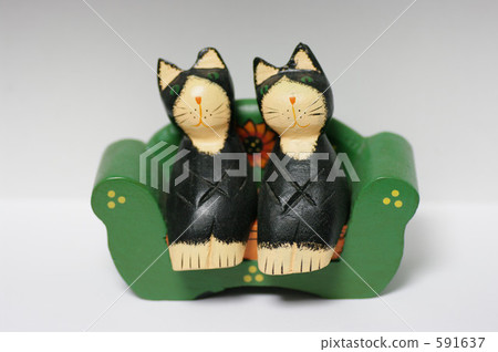 Cat Figurine Cat Figurine 591637