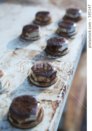 生鏽的螺栓 生鏽的螺栓 595147