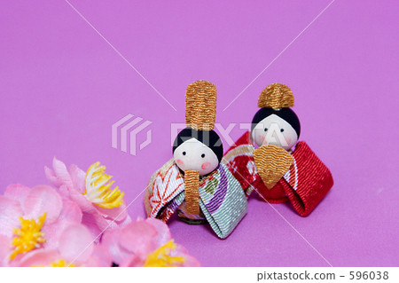 A doll A doll 596038