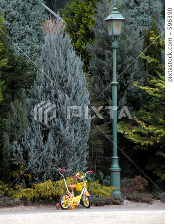 Image of park Image of park 596390