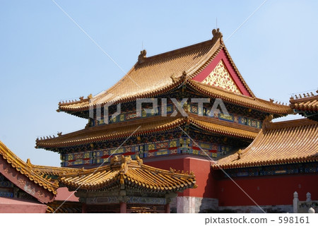The trace of the Chinese emperor's dream 598161