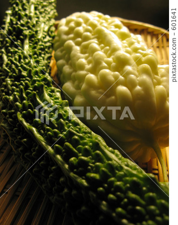 兩種白色和綠色goya 601641