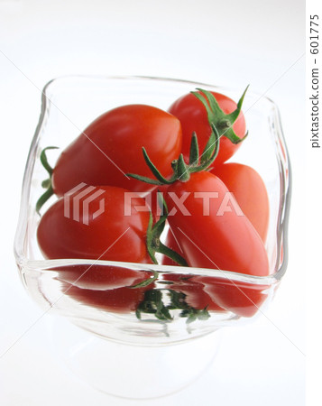 Ico in a glass 601775