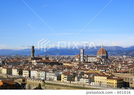 View from Michelangelo Square Vecchio Palace and Duomo 601816