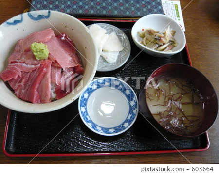 Omama's book tuna and Toro bowl Omama's book tuna and Toro bowl 603664