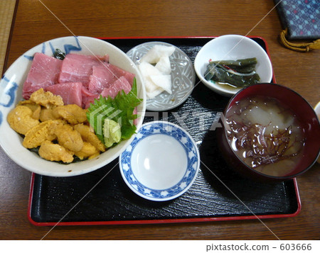 Omama's raw urchin, this tuna botanical rice bowl 603666