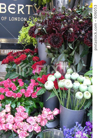 Florist store's shop Florist store's shop 606053