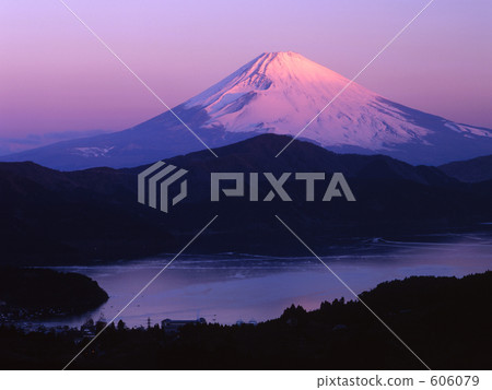 來自Daimeyama的紅山富士山 來自Daimeyama的紅山富士山 606079