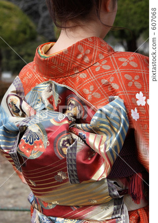 Adult ceremony 607068