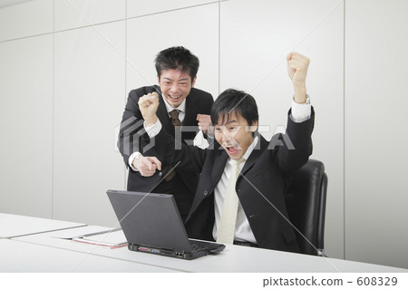 Businessman Businessman 608329