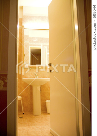 washroom, door, doors 609044