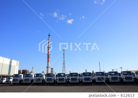 工業區和卡車 工業區和卡車 612613