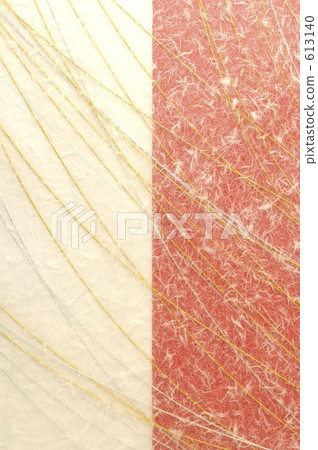 Red and white paper 613140
