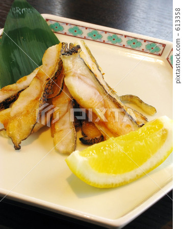 油炸豆腐 613358