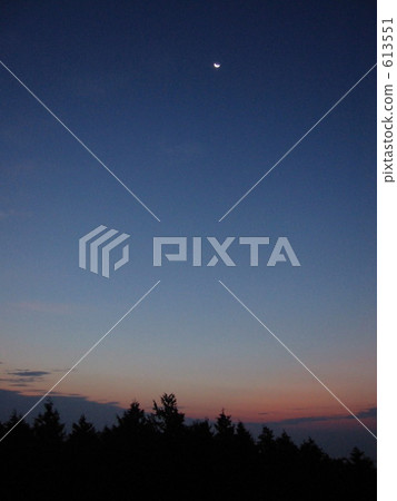 在Shinki通行證的黎明 在Shinki通行證的黎明 613551