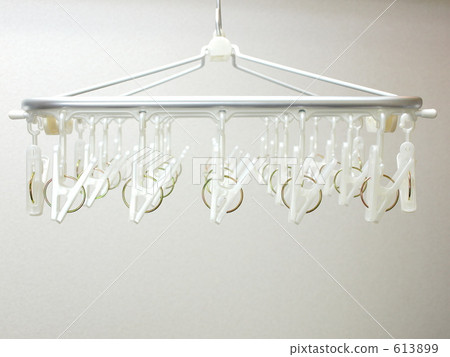 Clothespins 613899