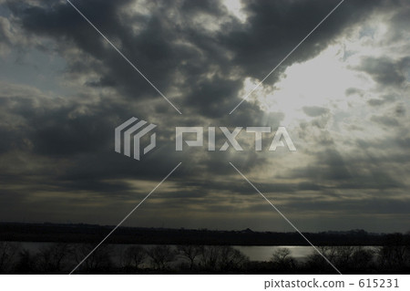 陰天 多雲 雲彩 615231