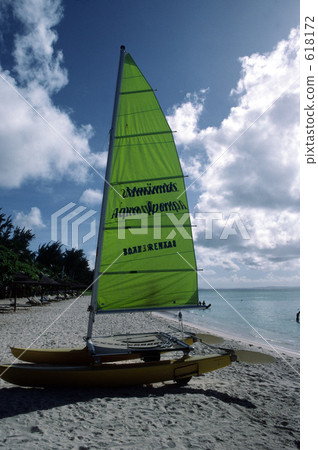 Coastal Yacht 618172