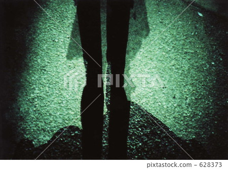 下半身 下體 陰影 628373