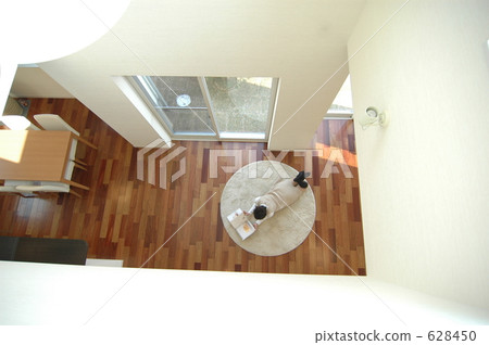 living room, atrium, vault 628450