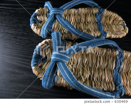 Straw sandals 630469