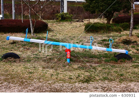 seesaw 630931
