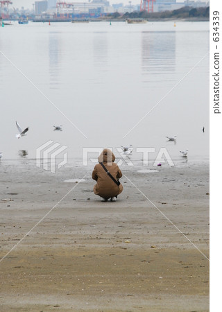 sandy beach, blue water, marine 634339