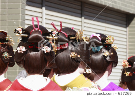 Rear appearance of wig Kochi wig festival parade Kochi City Bandai Town 637269