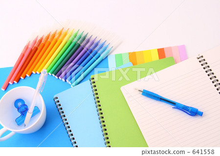 Colorful creative work 641558