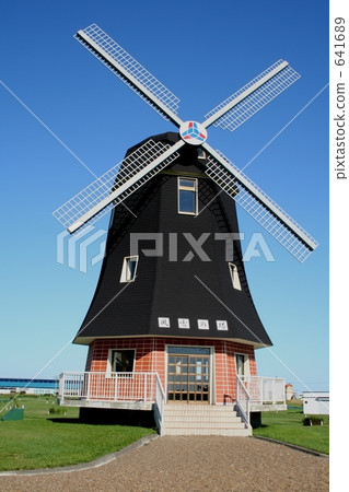 Windmill 641689