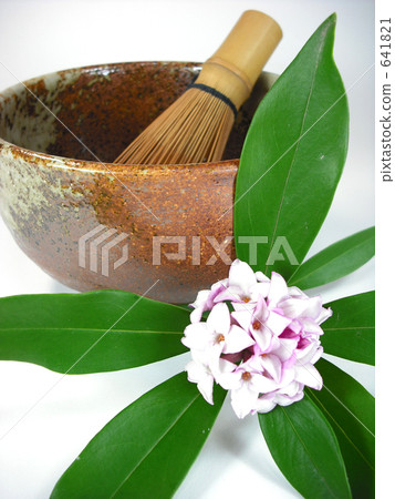 teset (service), winter daphne, tea whisk 641821