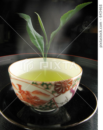 它聞到了仇隙和蒸汽 643468