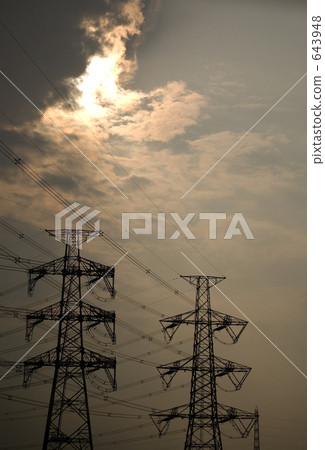 Electricity transmission line of sunset Electricity transmission line of sunset 643948