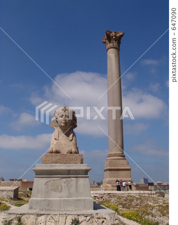 Egypt Alexandria Pompeii pillars 647090