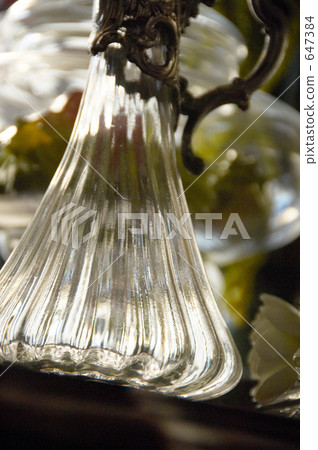 bottle 647384