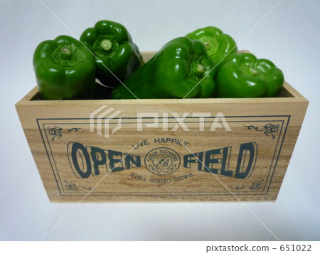 crate, wooden box, Bell Peppers 651022