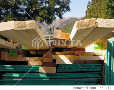 Build a house 652011