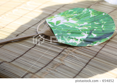 Bamboo Sudare and Inner Ring in the cool summer heat in summer 654852