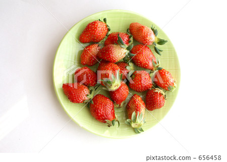 Strawberries Strawberries 656458