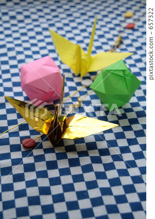 Cranes and water decoration 657322