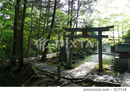 在生駒山的神社 在生駒山的神社 657536