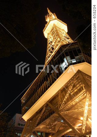 電視塔的頂視圖 電視塔的頂視圖 658204