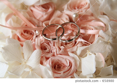 Marriage rings Marriage rings 658980
