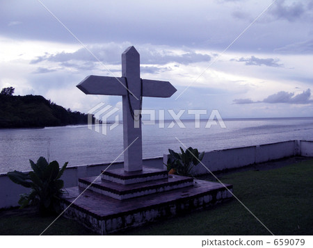 Cross of Umatak Bay 659079