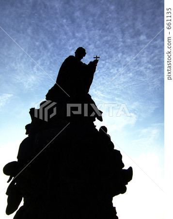 Xavier statue of Charles Bridge 661135