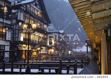 Snowy Town Snowy Town 668895