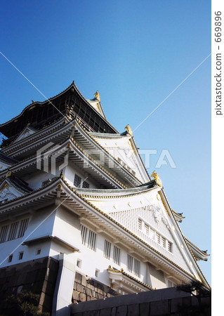 Osaka Castle 2 669896