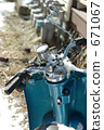 motorbike, motorized bicycle, bike 671067