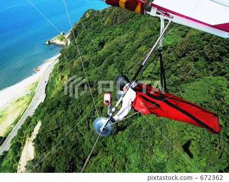 乘坐懸掛式滑翔機飛越Nodama海灘 672362