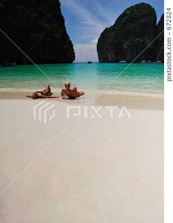Sunbathing on Phi Phi Island 672824